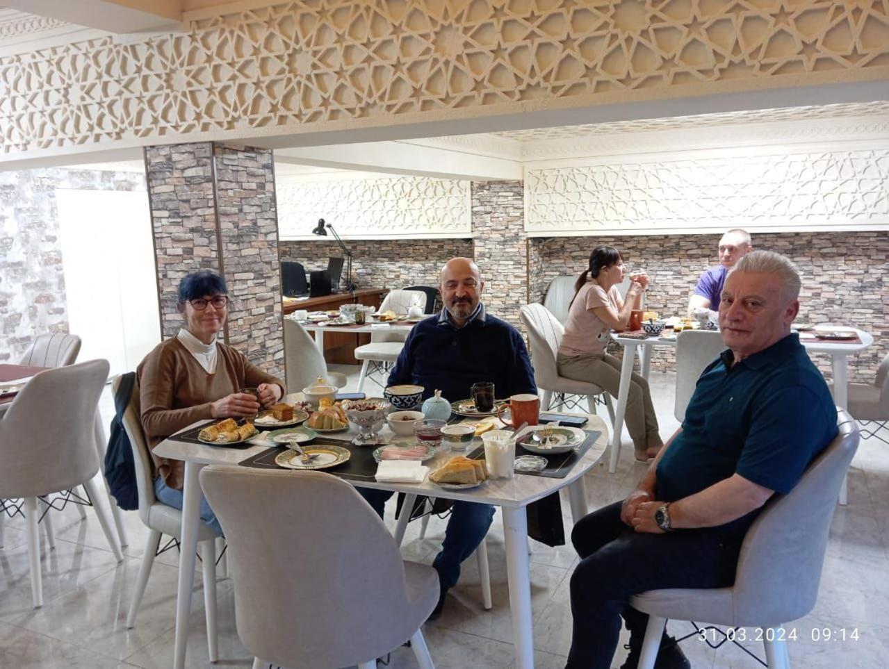 Daniyar Guest House Samarkand Ngoại thất bức ảnh
